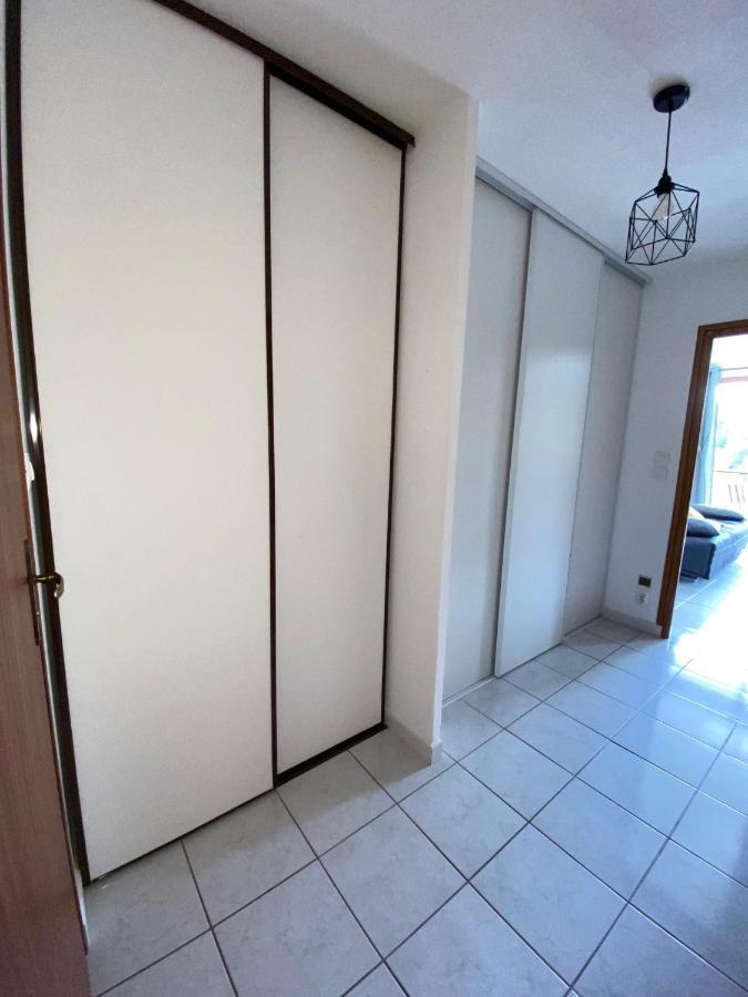 Appartement Situe A Cote Du Lac De Serre Poncon Saint-Sauveur  Exterior foto